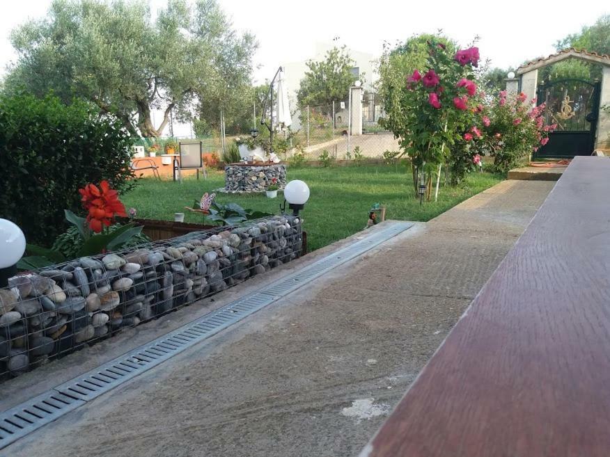 Dora'S Garden Villa Alexandroúpoli Extérieur photo